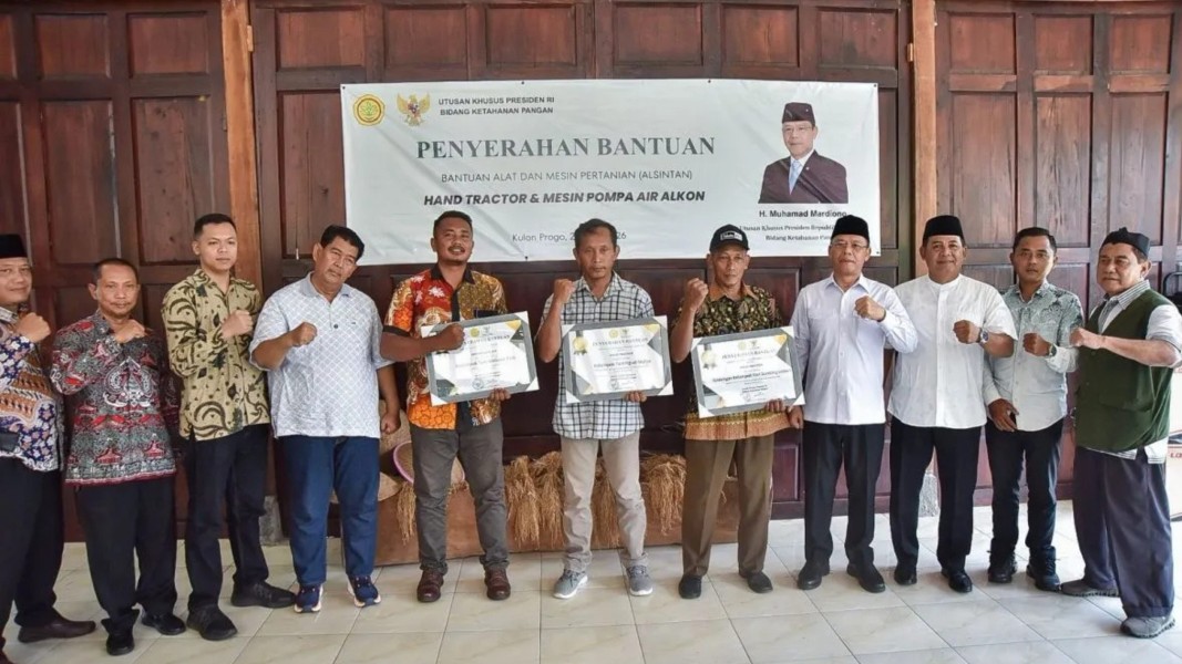 UKP Bidang Ketahanan Pangan salurkan bantuan untuk petani Kulon Progo