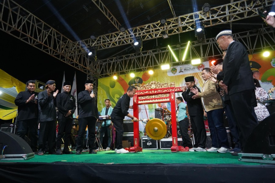 Gaungkan Ekonomi Desa, Pesta Rakyat “Sepasma” ke-458 Resmi Sapa Warga Tiron