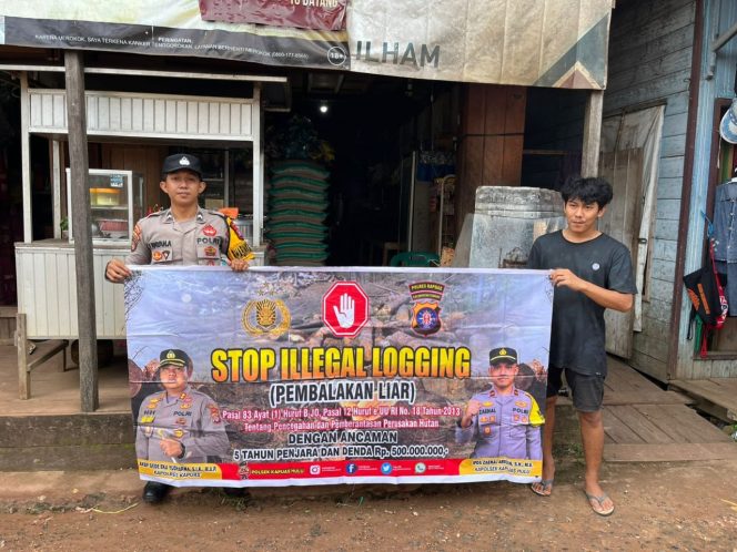 CEGAH PERAMBAHAN HUTAN POLSEK KAPUAS HULU SECARA RUTIN SOSIALISASIKAN LARANGAN ILLEGAL LOGGING